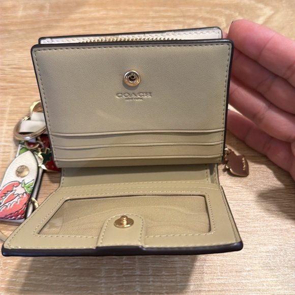 Coach White Wallet with Strawberry Print - Picture 4 of 10